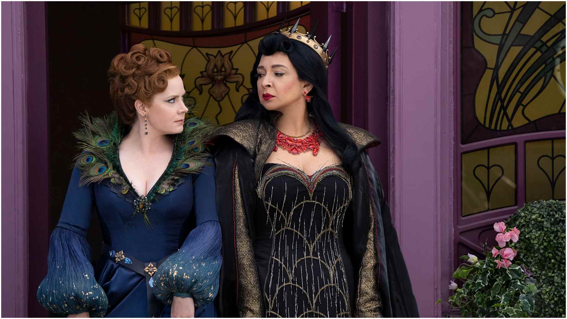 Amy Adams et Maya Rudolph dans Désenchantés