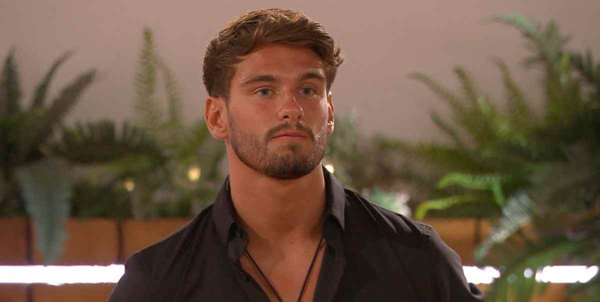 Antigoni Buxton de Love Island réagit à la sortie de choc de Jacques O'Neil

