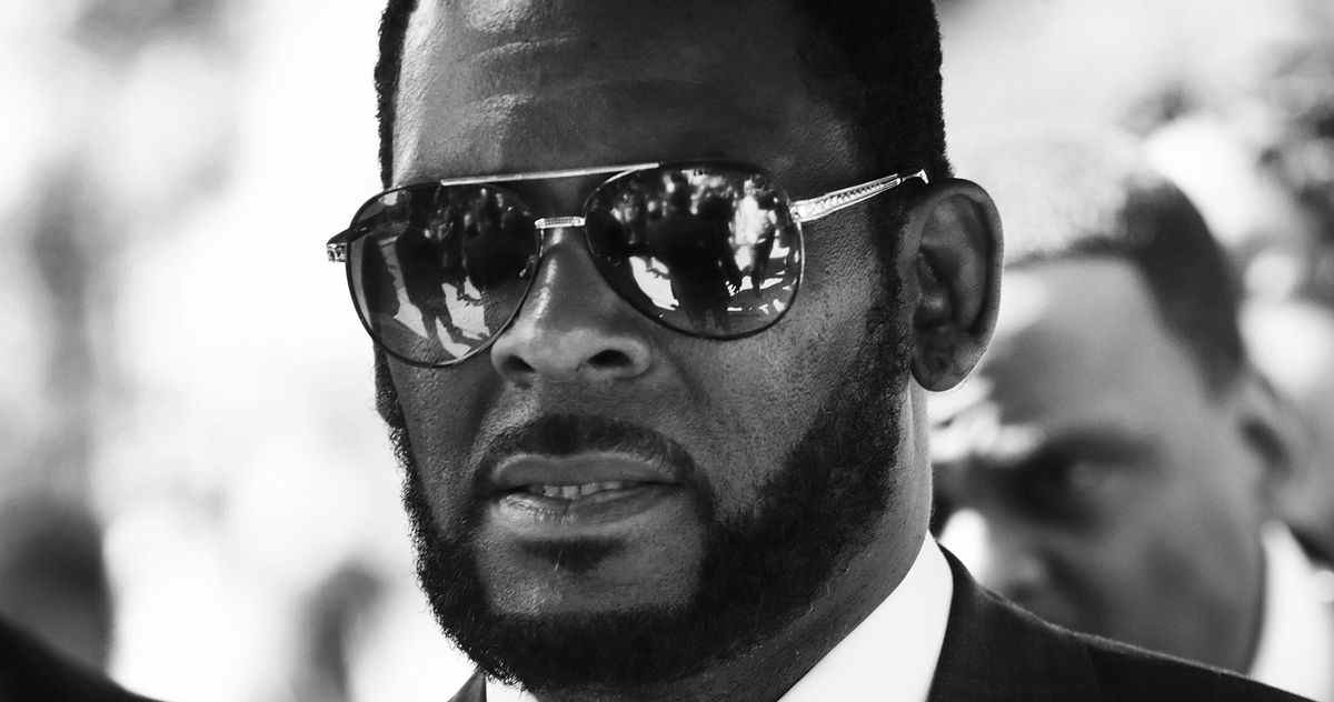 R. Kelly serait fiancé à l'une de ses victimes présumées
