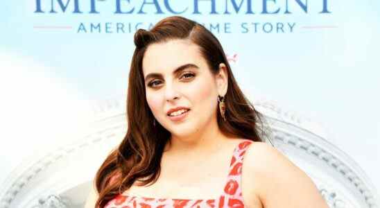 Beanie Feldstein a maintenant une amygdalite : "Ya Gotta Laugh"