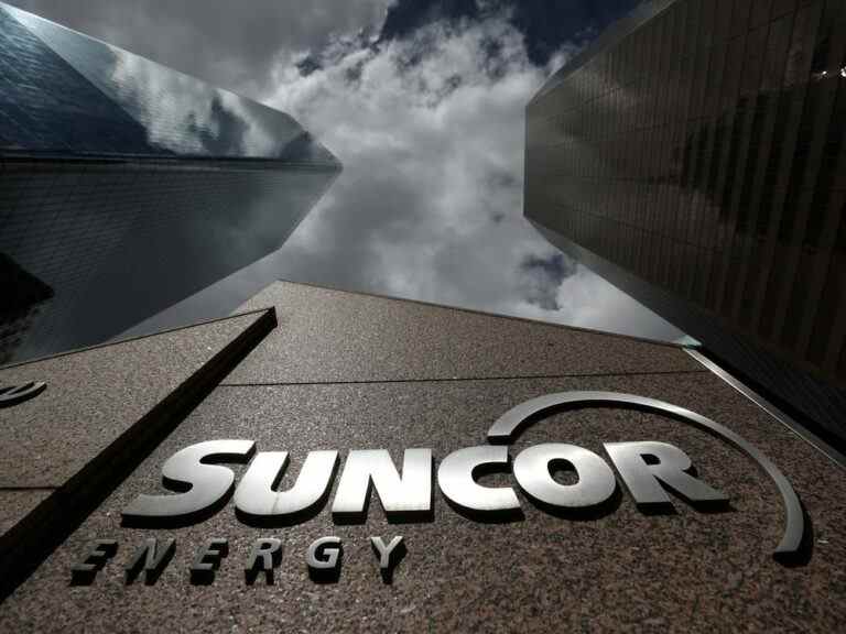 Suncor explore la vente au détail et change de conseil d’administration dans le cadre d’un accord avec un investisseur activiste