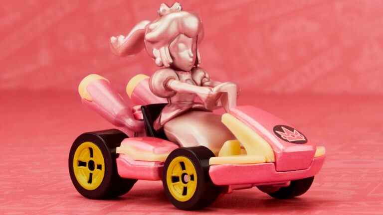 Hot Wheels Mario Kart obtient 100% plus de bling avec Pink Gold Peach