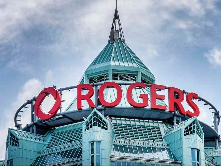 Rogers remplace le chef de la technologie après une panne massive qui a provoqué un incendie