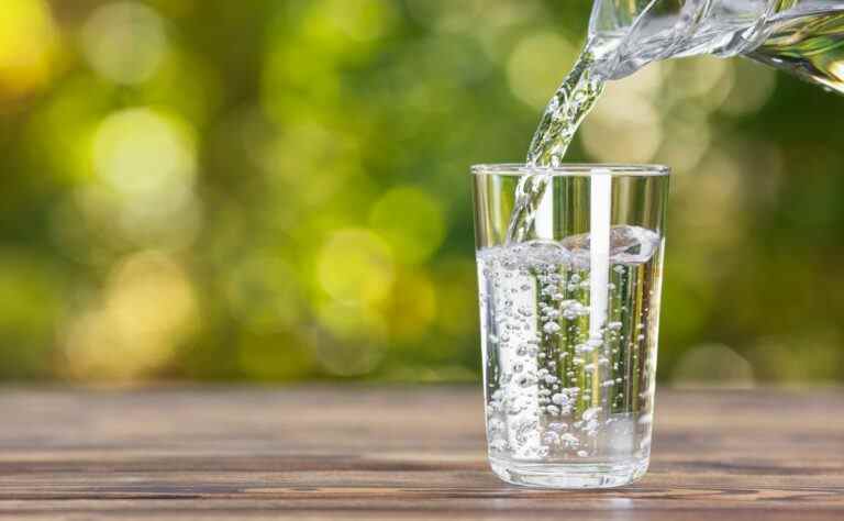 C’est la température de l’eau idéale pour combattre la chaleur, selon les experts