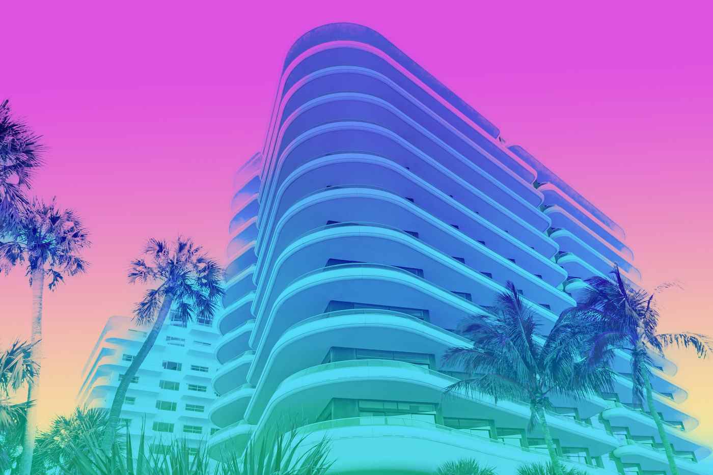 une photo d'un bâtiment de style art déco à Miami avec des dégradés de couleurs pastel