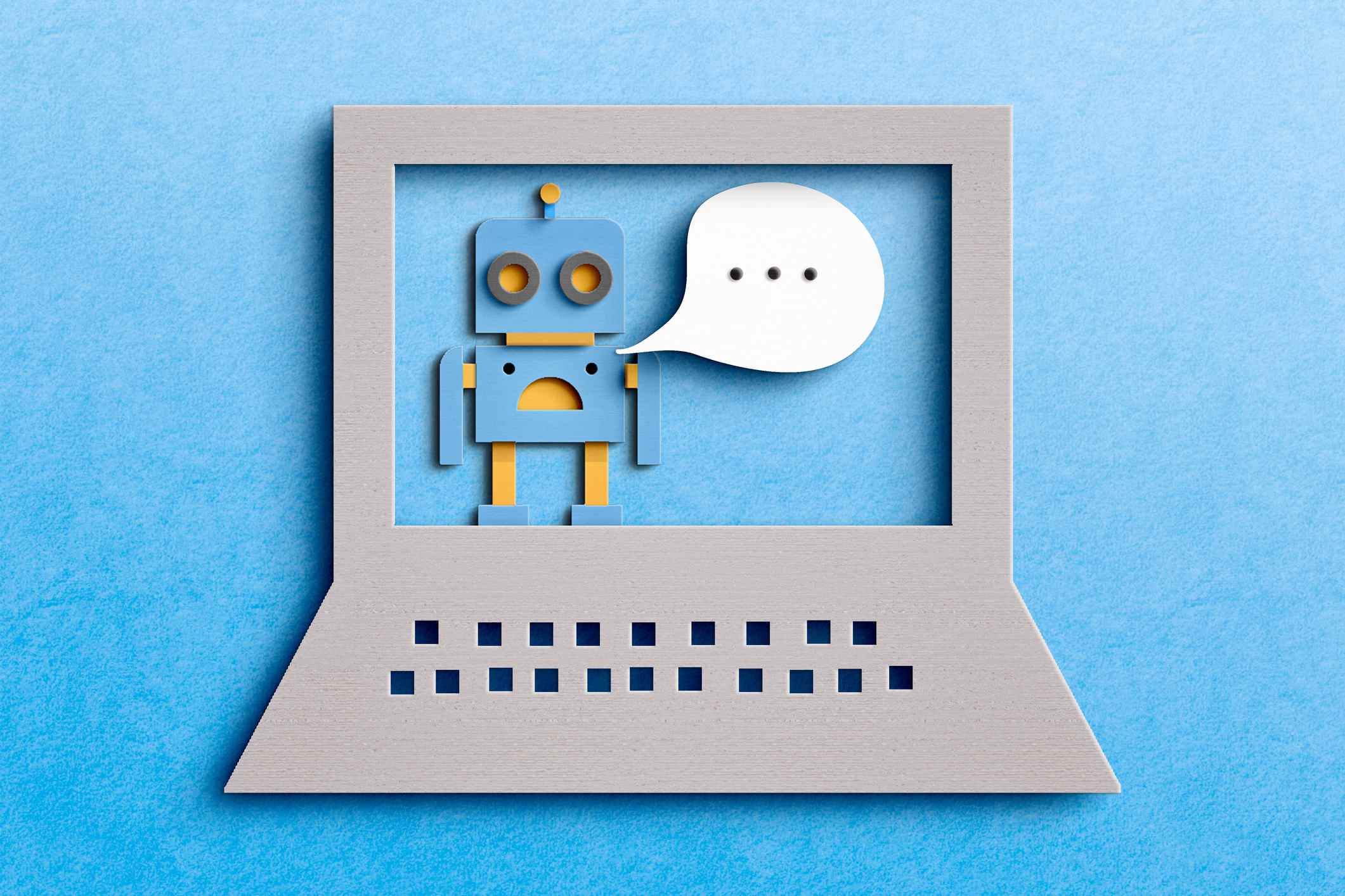 Illustration d'un robot avec une bulle de dialogue dans un ordinateur portable ;  stratégie de chatbot pour le marketing