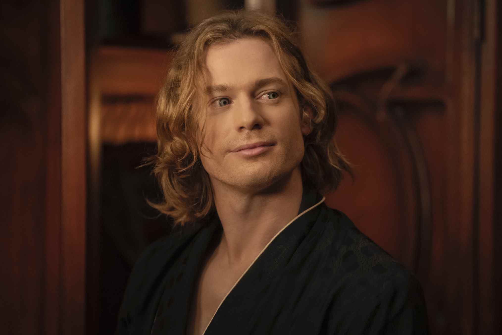 Sam Reid dans le rôle de Lestat De Lioncourt dans Entretien avec un vampire