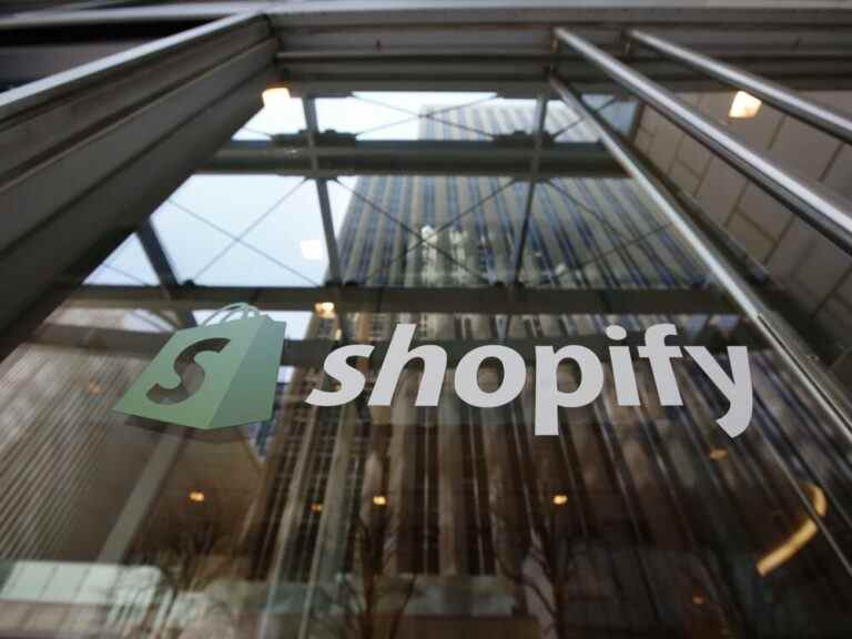 « Nous devons nous adapter » : Shopify licencie 10 % de ses effectifs alors que la flambée pandémique du commerce électronique s’avère éphémère