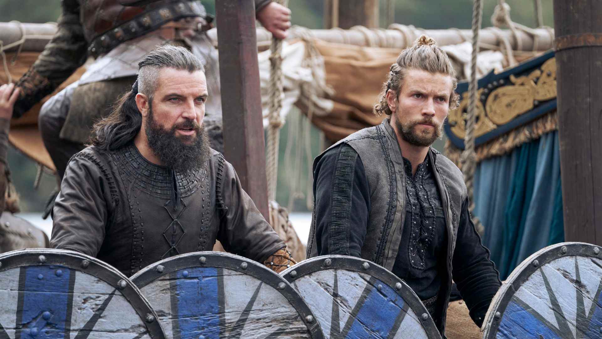 Le roi Canut et Harald dans Vikings : Valhalla