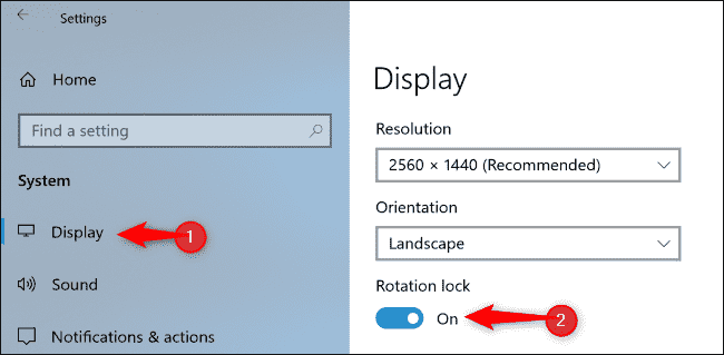 Vous pouvez également activer le verrouillage de la rotation via Paramètres> Affichage, puis en cliquant sur la bascule sous "Verrouillage de la rotation." » src= »/pagespeed_static/1.JiBnMqyl6S.gif » onload= »pagespeed.lazyLoadImages.loadIfVisibleAndMaybeBeacon(this); » onerror= »this.onerror=null;pagespeed.lazyLoadImages.loadIfVisibleAndMaybeBeacon(this); »/></p>
<h2 role=