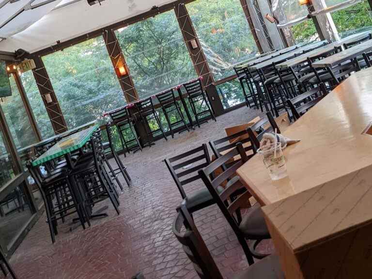 « PAS ICI POUR ÊTRE ABUSÉ » : le restaurant du Michigan ferme en raison de touristes « impolis »