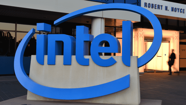 Intel affiche une perte de 500 millions de dollars pour la première fois depuis des décennies alors que les ventes chutent de 17 %