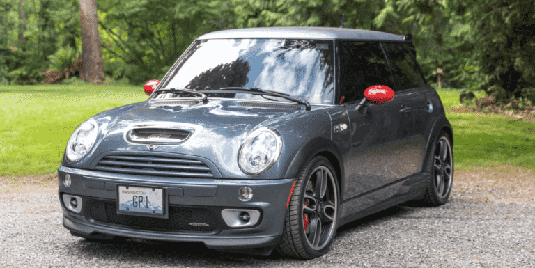 2006 Mini Cooper JCW GP est notre sélection du jour aux enchères Apportez une remorque