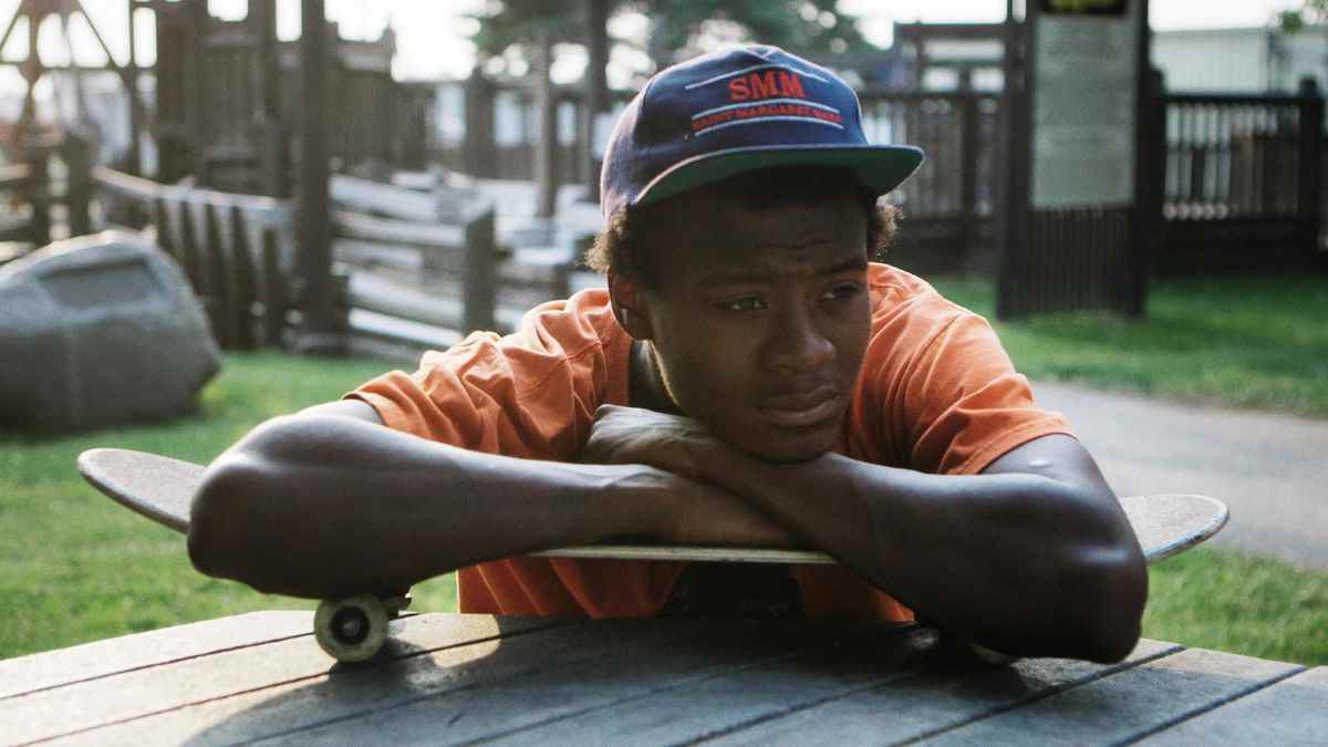 Keire Johnson dans Minding The Gap.