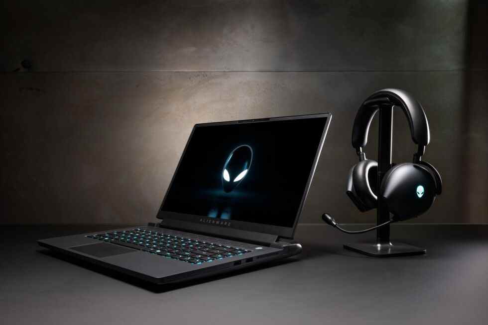 Ordinateur portable de jeu Alienware m17 R5. 