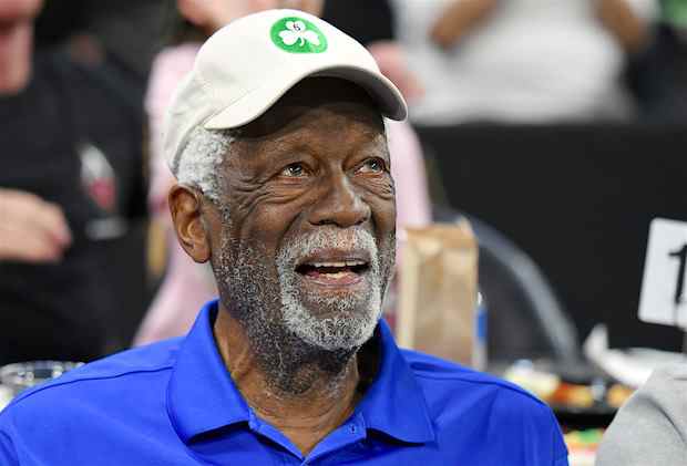 Bill Russell est mort à 88 ans : NBA Great, Boston Celtics Basketball