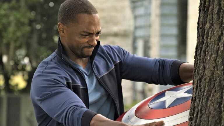 Captain America 4 sera réalisé par le cinéaste Julius Onah de Cloverfield Paradox
