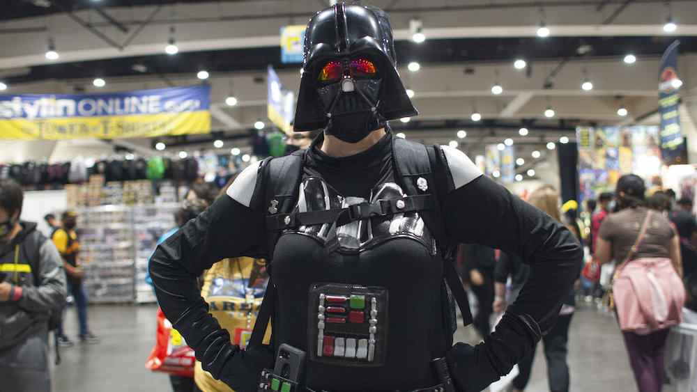 Comic-Con Exec explique le mandat du masque, les tests COVID et les vaccinations: 