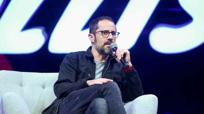 Ev Williams quitte son poste de PDG de Medium