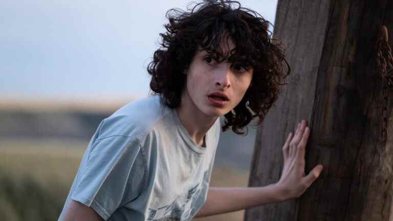 Finn Wolfhard va écrire, réaliser et jouer dans la comédie d'horreur Hell Of A Summer avec Ghostbusters: Afterlife Co-Star
