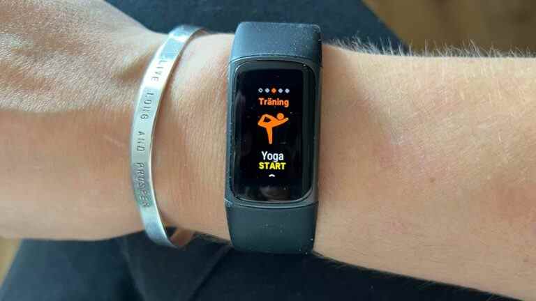 Fitbit Charge 5 fustigé par des utilisateurs en colère à cause de problèmes de batterie et de connexion