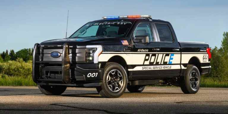 Ford dévoile le F-150 Lightning Pro SSV, le modèle de police du camion électrique