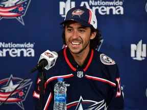 Les Blue Jackets de Columbus ont signé un contrat de sept ans avec Johnny Gaudreau.