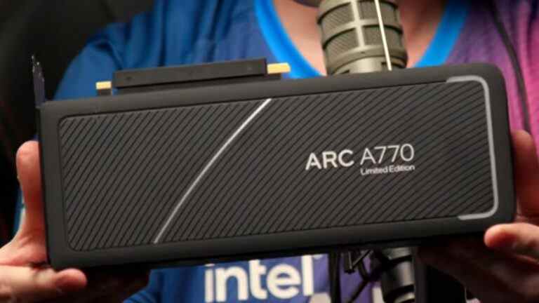 Intel présente le GPU Arc A770 en édition limitée dans quelques jeux