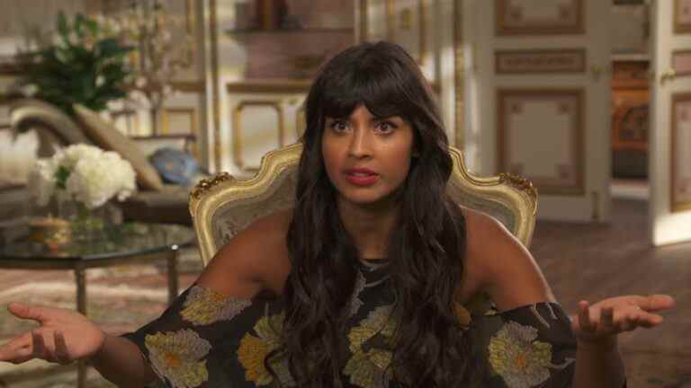 Jameela Jamil « accepte consciencieusement » les critiques de son personnage de She-Hulk