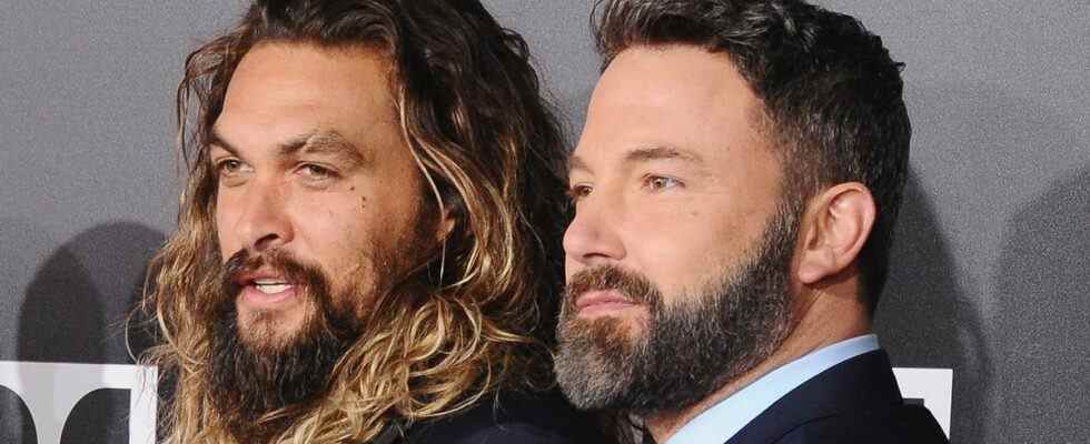 Jason Momoa d'Aquaman révèle le retour de Batman de Ben Affleck pour la suite de DC