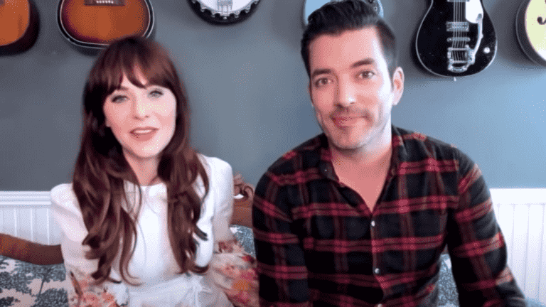 Jonathan Scott se souvient à quel point il a flirté avec Zooey Deschanel à la télévision lors de leur première rencontre, révèle le moment où il l'a conquise
