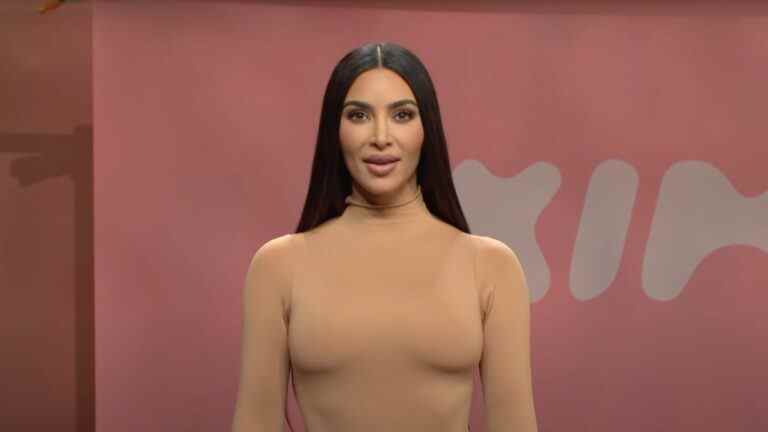 Kim Kardashian appelle les personnes qui ont dit qu'elle s'était affamée pour le gala du Met, bien que la perte de poids ait également causé des problèmes de santé
