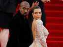 Kanye West et Kim Kardashian sont présents 