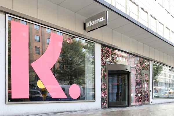 Klarna confirme une augmentation de 800 millions de dollars alors que la valorisation chute de 85% à 6,7 milliards de dollars