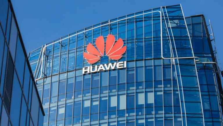 La FCC dit qu’elle a besoin de milliards de plus pour financer le retrait du kit de télécommunication Huawei