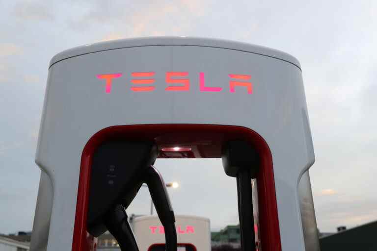 La Maison Blanche confirme que Tesla travaille sur un réseau de superchargeurs « ouvert » en Amérique du Nord