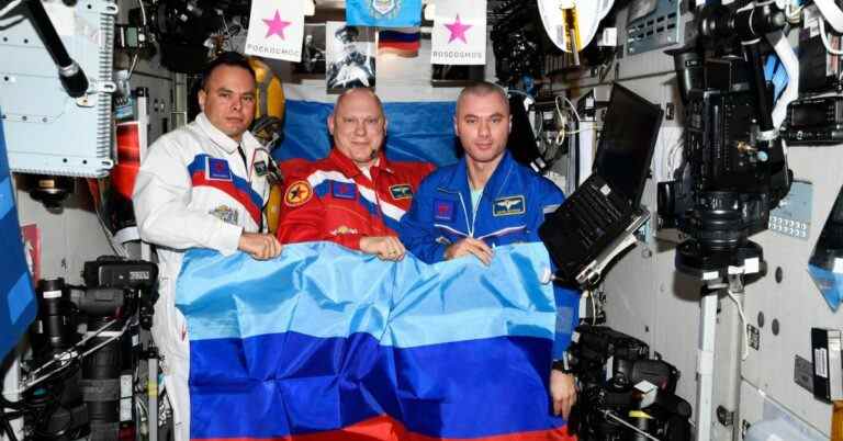 La NASA condamne les cosmonautes russes faisant de la propagande anti-ukrainienne dans l’espace