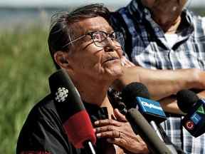 Mary Kootenayoo, une résidente de longue date de Lac Ste.  Anne, une participante au pèlerinage, dit que la visite du pape François le 26 juillet à la nation sioux Alexis Nakota sera émouvante pour elle alors qu'elle se souvient de sa mère, une survivante des pensionnats décédée l'été dernier.