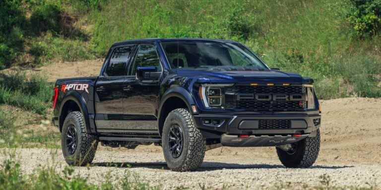 Le Ford F-150 Raptor R 2023 restaure le rugissement avec un V-8 de 700 chevaux