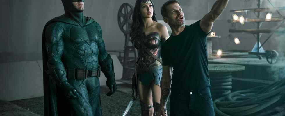 Ben Affleck, Gal Gadot and Zack Snyder on the Justice League set