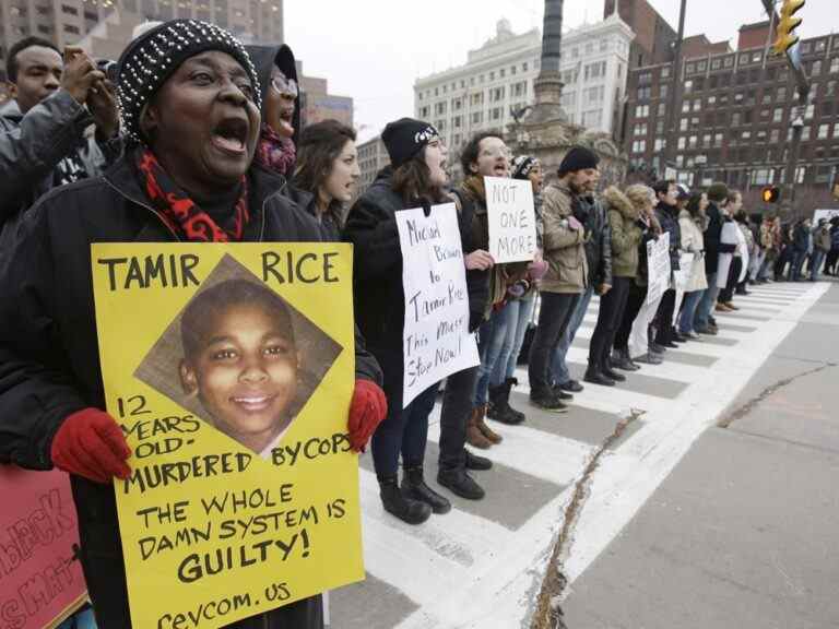 Le policier qui a tué Tamir Rice quitte son poste de policier au milieu des retombées