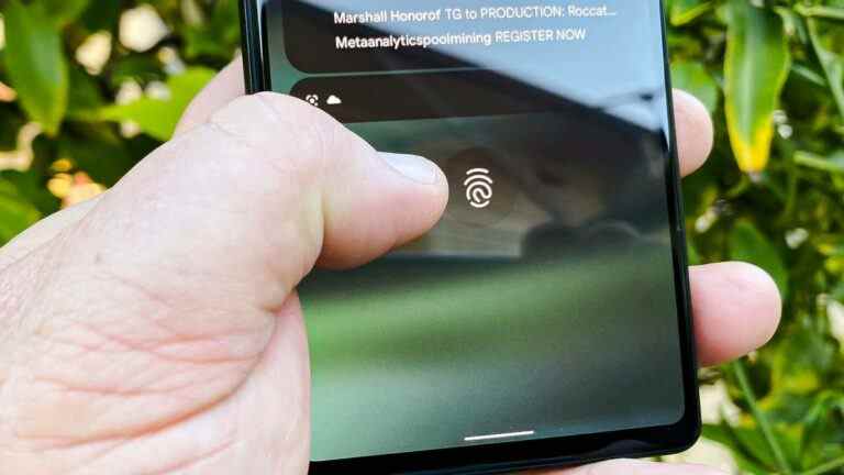 Le scanner d’empreintes digitales Google Pixel 6a pourrait avoir une faille de sécurité dangereuse