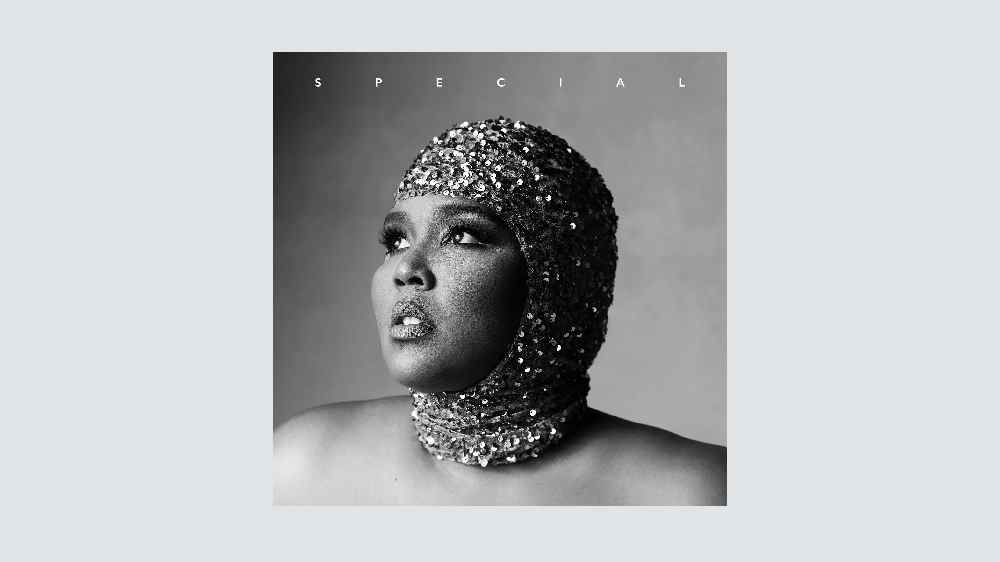 Le « spécial » de Lizzo est encore plus amusant et amusant que nous ne l'imaginions : la critique d'album la plus populaire doit être lue
	
	
