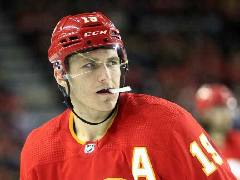 Les Flames emmènent Matthew Tkachuk en arbitrage