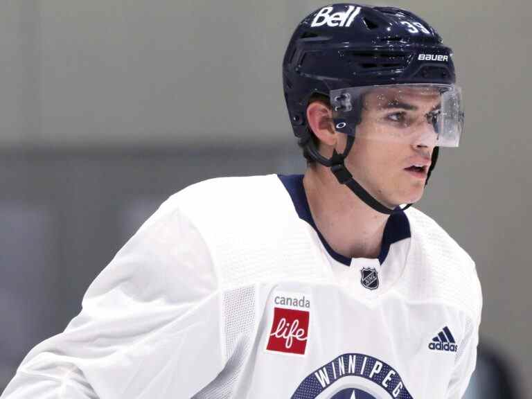 Les Jets signent à nouveau Jeff Malott et Johnathan Kovacevic