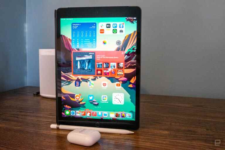 L’iPad 10,2 pouces d’Apple est de retour en vente pour 300 $ sur Amazon