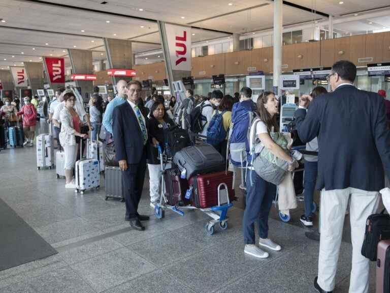 Plus de la moitié des vols intérieurs vers les grands aéroports canadiens retardés ou annulés