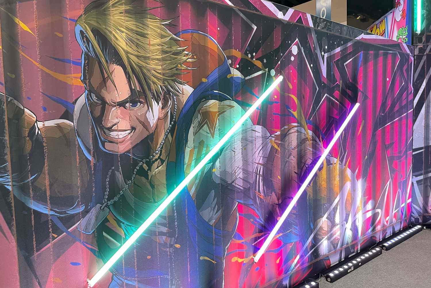 sdcc street fighter 6 demo graffiti mural toys