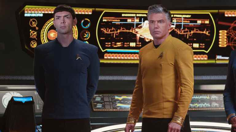 Star Trek: Strange New Worlds Showrunner Henry Alonso Myers sur la réalisation de l'émission Trek qu'il a toujours voulu voir [Interview]
