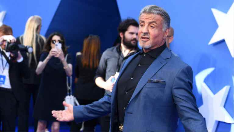 Sylvester Stallone claque à nouveau le producteur sur le spin-off de "Drago" : "Je n'ai jamais voulu que les personnages de Rocky soient exploités"
	
	
